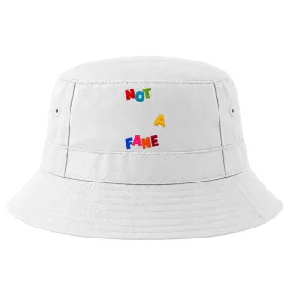 NOT A FANE върху Идиотка