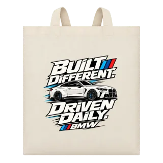 Built Different Driven Daily BMW върху Чанта