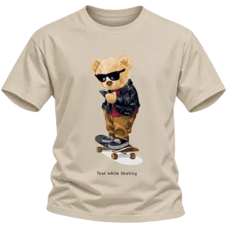 Мече скейтър Text While Skating върху Тениска