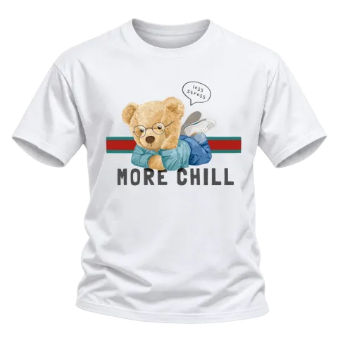 Мече More Chill върху Тениска — Бяло